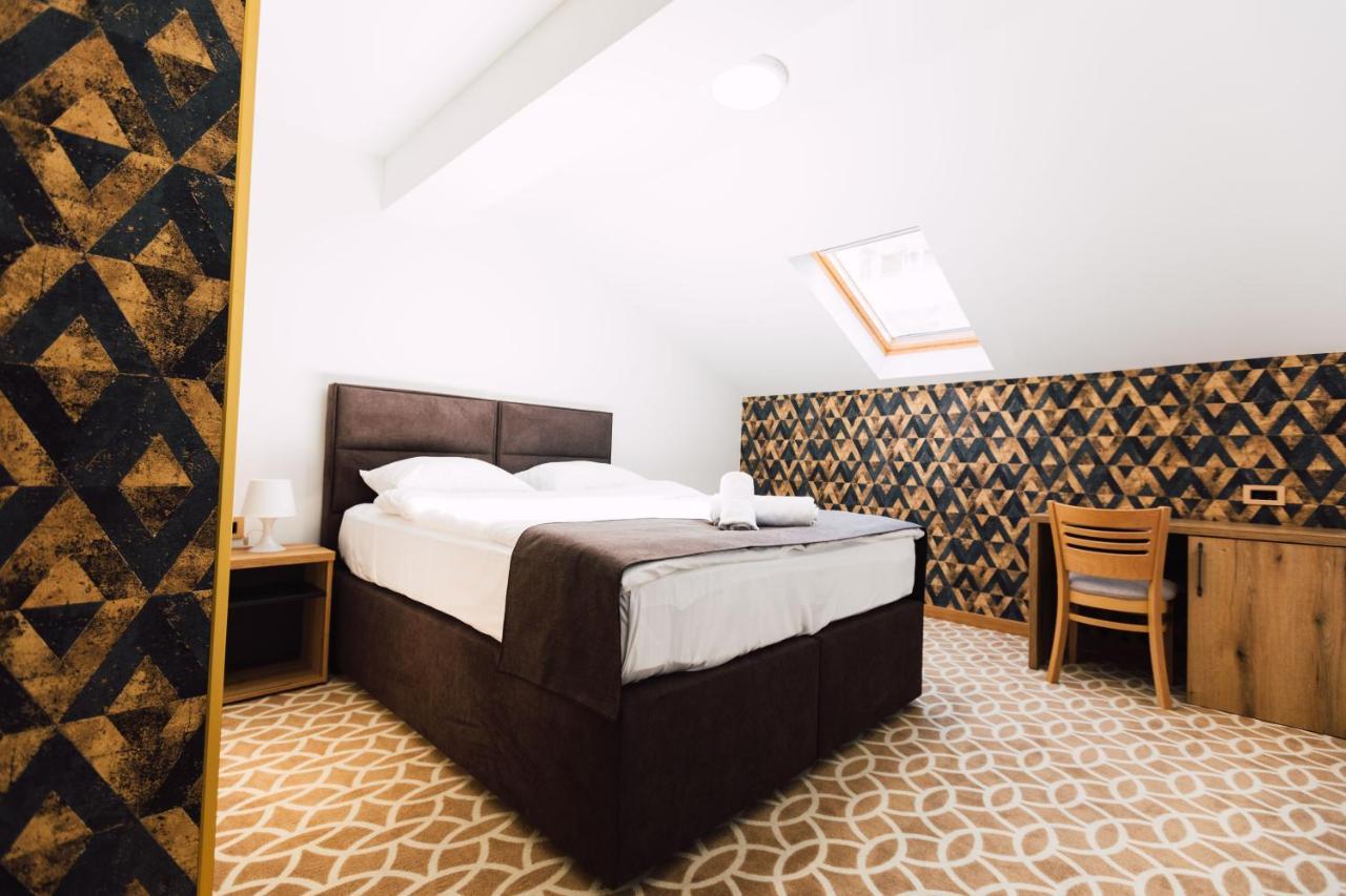 Hotel Livnica Belgrado Buitenkant foto